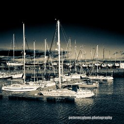 Tayport Harbor, Fife.jpg